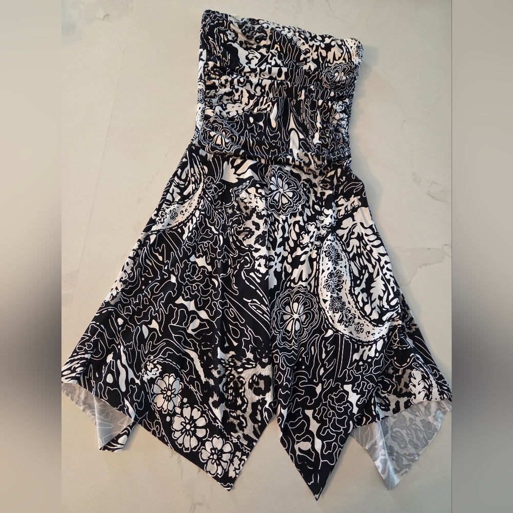 Onyx Salsa Abstract Paisley Strapless Dress